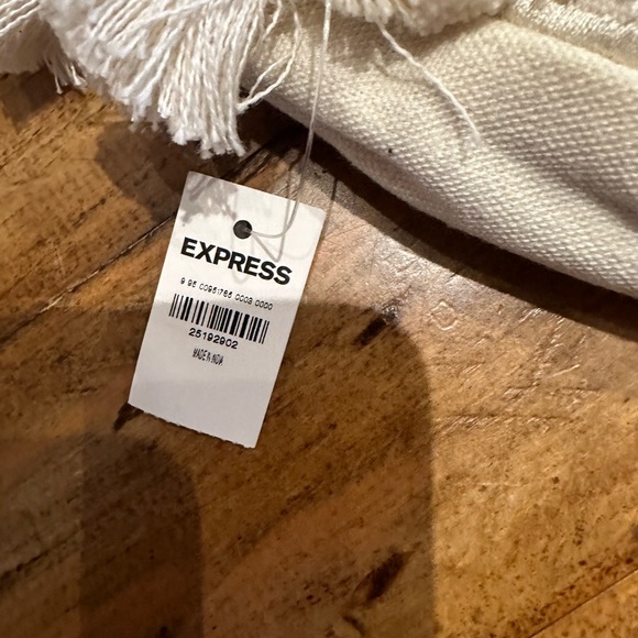 Express clutch brand new! - Picture 2 of 5